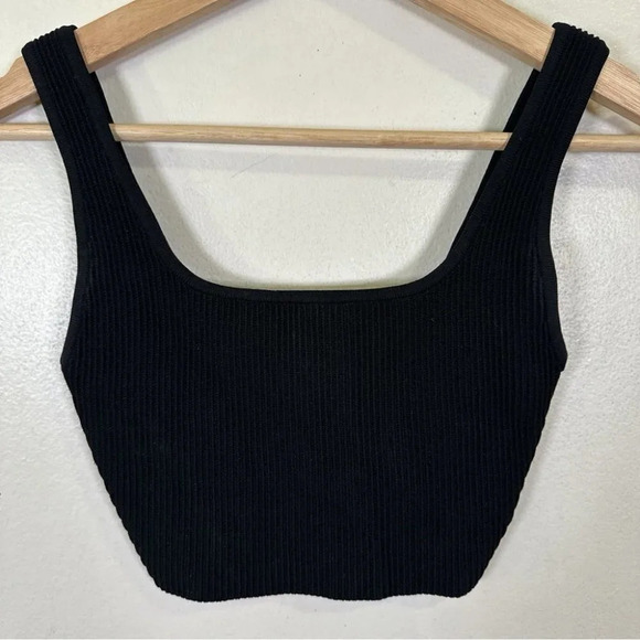 Aritzia Babaton  Sculpt Knit Squareneck Cropped Tank - Picture 3 of 14